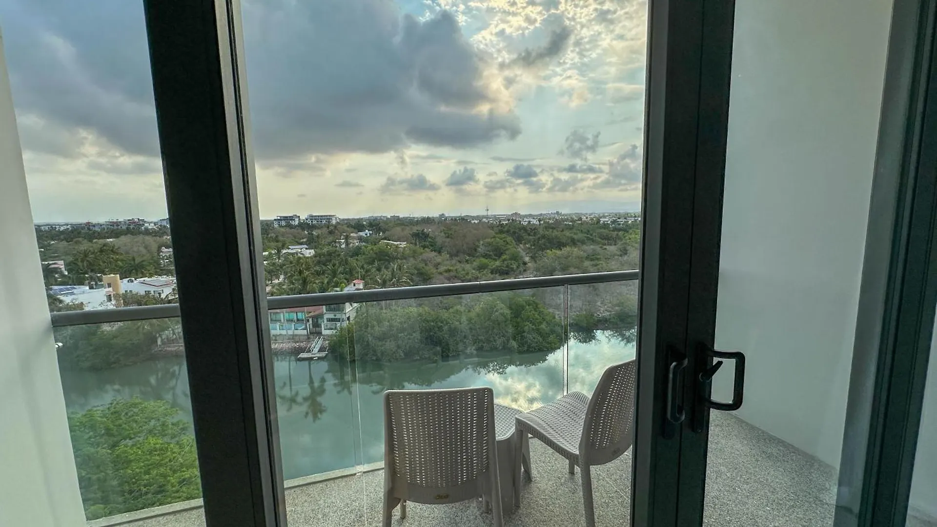 *****  Hotel Mio Riviera Nayarit Unique & Different Adults Only Mexico